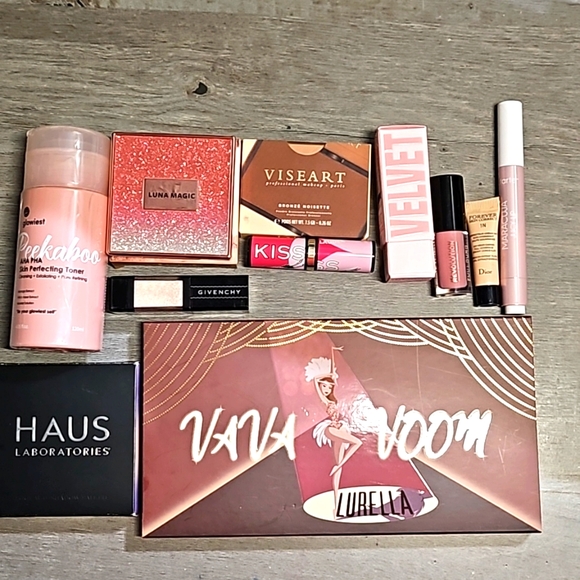 Jeffree Star and more set - Picture 1 of 13